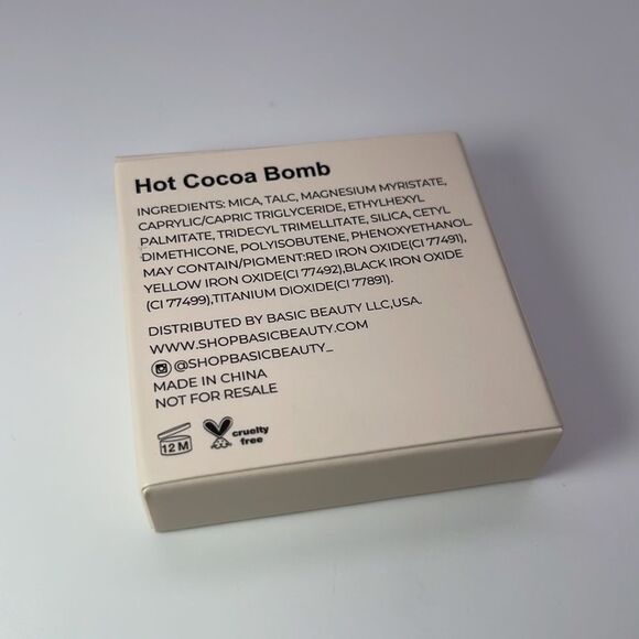 NIB BASIC BEAUTY Hot Cocoa Bomb Eyeshadow Quad - Picture 3 of 3